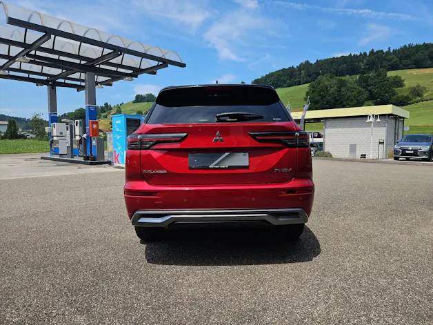 Mitsubishi Outlander 2.4 PHEV Instyle 4x4