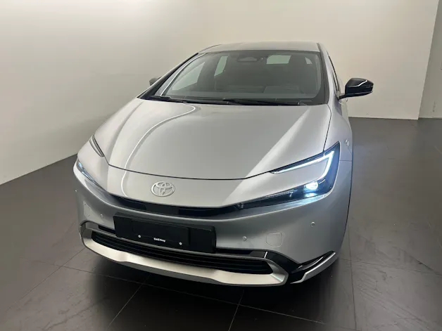 Toyota Prius 2.0 Plug-In-Hybrid Style