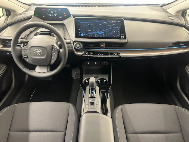 Toyota Prius 2.0 Plug-In-Hybrid Style