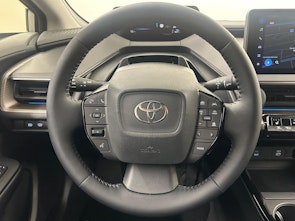 Vehicle image TOYOTA Prius 2.0 Plug-In-Hybrid Style