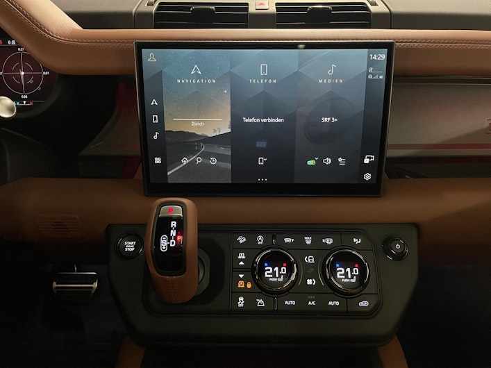 Vehicle image LAND ROVER DEFENDER