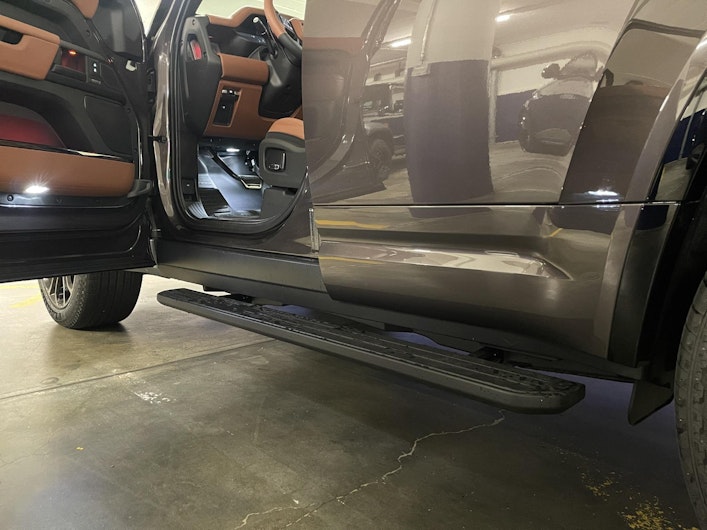 Vehicle image LAND ROVER DEFENDER