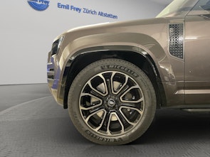 Vehicle image LAND ROVER Defender 110 4.4 V8 Octa