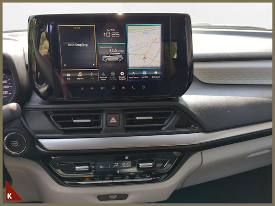 Vehicle image 15 Vehicle image 15