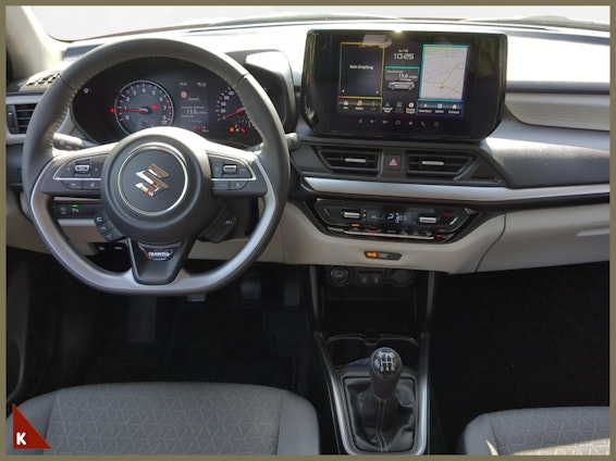 Vehicle image 13 Vehicle image 13