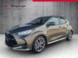 First vehicle image