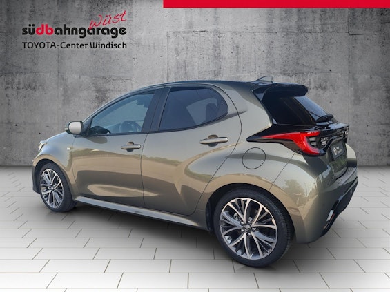 Vehicle image 11