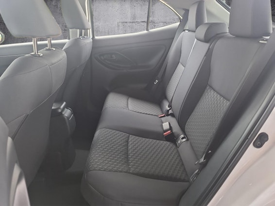 Vehicle image 25