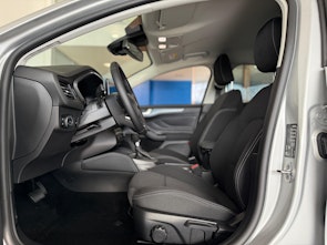 Vehicle image FORD Focus Station Wagon 1.0i EcoB Hybrid 155 Active X