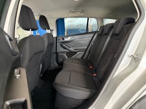 Vehicle image FORD Focus Station Wagon 1.0i EcoB Hybrid 155 Active X