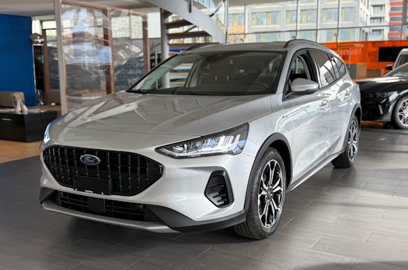 FORD Focus Station Wagon 1.0i EcoB Hybrid 155 Active X 0 FORD Focus Station Wagon 1.0i EcoB Hybrid 155 Active X 0