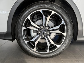 Vehicle image FORD Focus Station Wagon 1.0i EcoB Hybrid 155 Active X