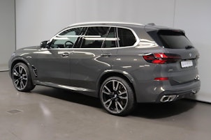 Vehicle image BMW X5 M60i xDrive
