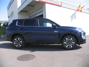 Mitsubishi Outlander 2.4 PHEV Invite 4x4