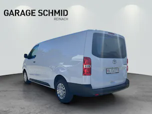 Toyota PROACE Van L2 2.0 D Advanced