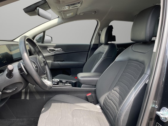 Vehicle image 3 Vehicle image 3