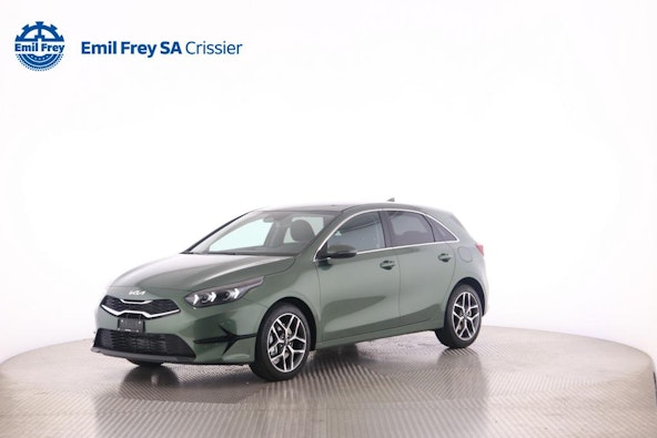First vehicle image