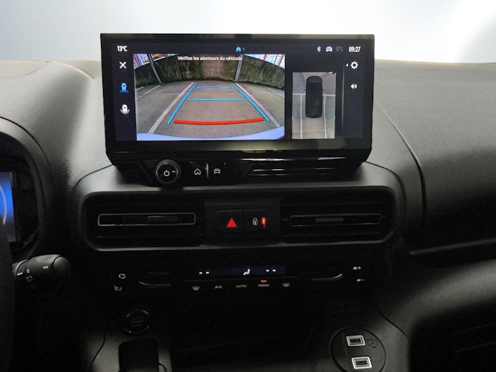 Vehicle image TOYOTA PROACE CITY VERSO