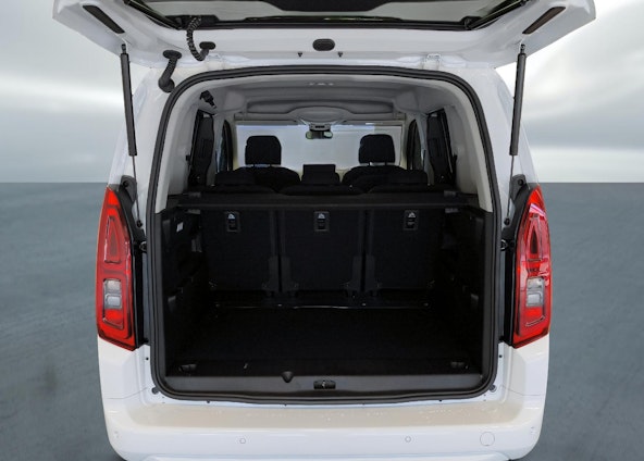 Vehicle image 12 Vehicle image 12