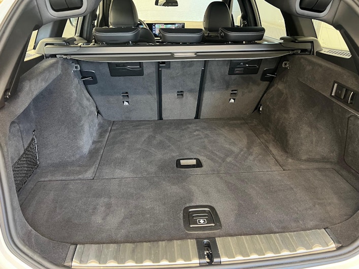 Vehicle image BMW 3 SERIES