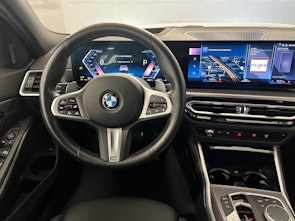 Vehicle image BMW 320d xDrive Touring M-Sport