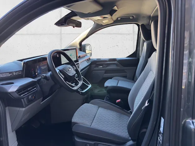 Ford Transit C Nugget 320 L1 2.0 EcoBlue 170 Titanium