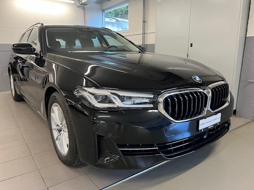 BMW 520d xDrive Touring 0