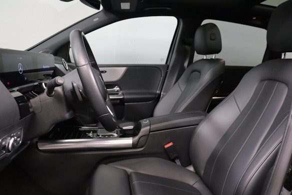 MERCEDES-BENZ B 200 Progressive 2