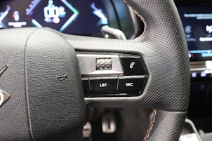 Vehicle image DS AUTOMOBILES 7 Crossback 1.6 E-Tense Performance Line 4x4