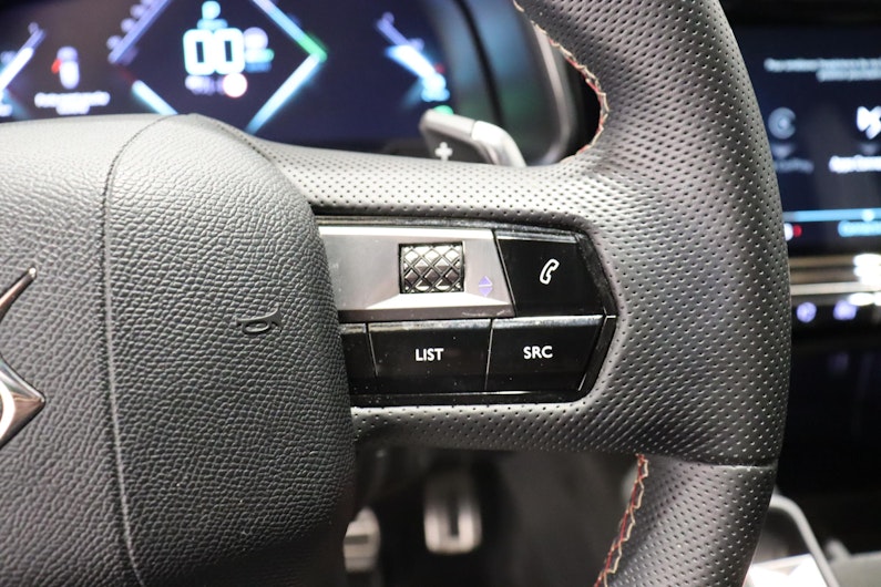 Vehicle image DS AUTOMOBILES DS7