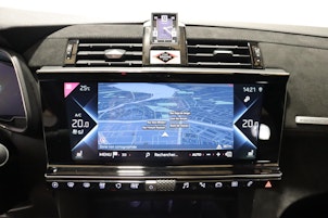 Vehicle image DS AUTOMOBILES 7 Crossback 1.6 E-Tense Performance Line 4x4