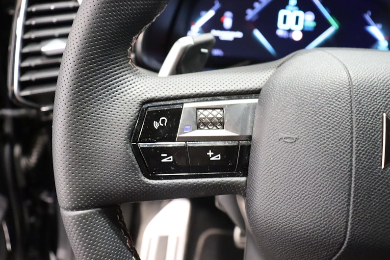 Vehicle image DS AUTOMOBILES DS7