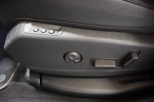 Vehicle image DS AUTOMOBILES 7 Crossback 1.6 E-Tense Performance Line 4x4