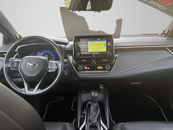 Vehicle image 11