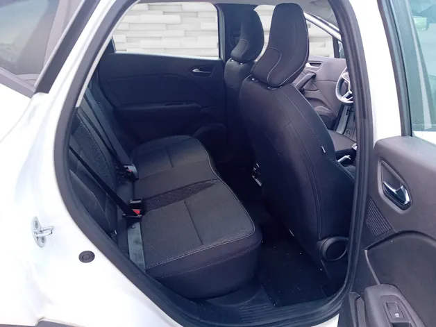 Renault Captur 1.3 TCe 140 equilibre