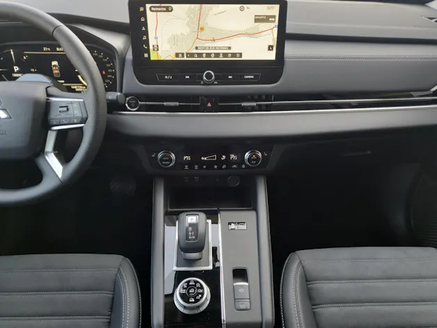Mitsubishi Outlander 2.4 PHEV NEW Invite 4x4