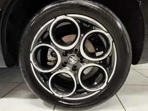 Alfa Romeo Tonale 1.3 Plug-in Hybrid Sprint Q4