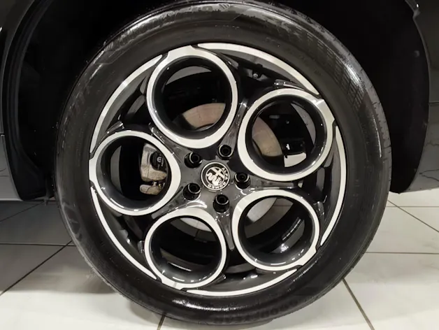 Alfa Romeo Tonale 1.3 Plug-in Hybrid Sprint Q4