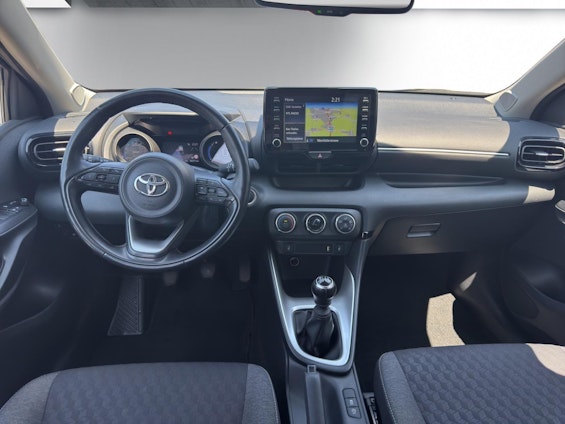 Vehicle image 12