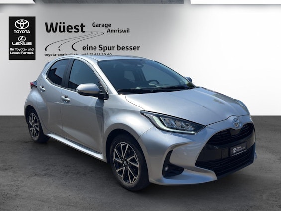 Vehicle image 6