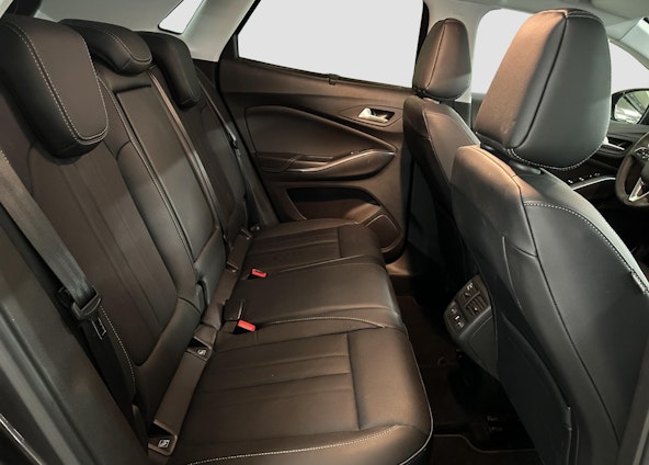 Vehicle image 11 Vehicle image 11