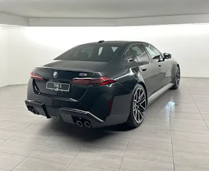 BMW M5 xDrive