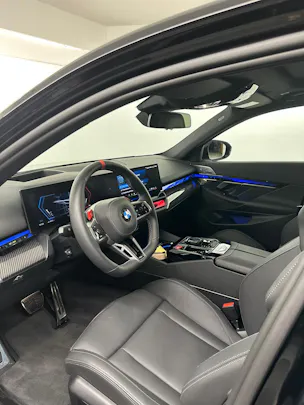 BMW M5 xDrive