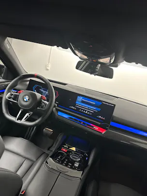 BMW M5 xDrive