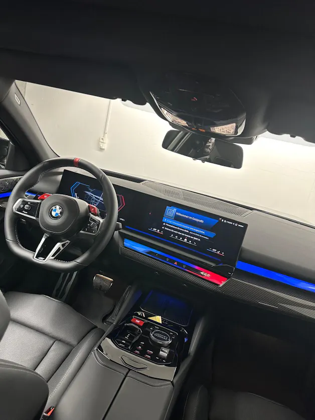 BMW M5 xDrive