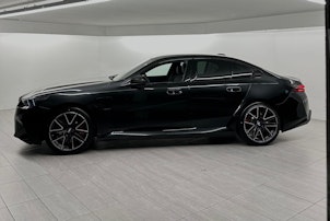 Vehicle image BMW M5 xDrive