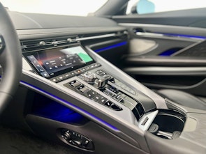 Vehicle image ASTON MARTIN DB12 Coupé 4.0 V8 Bi-Turbo