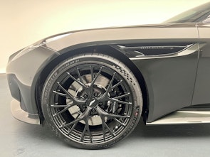 Vehicle image ASTON MARTIN DB12 Coupé 4.0 V8 Bi-Turbo
