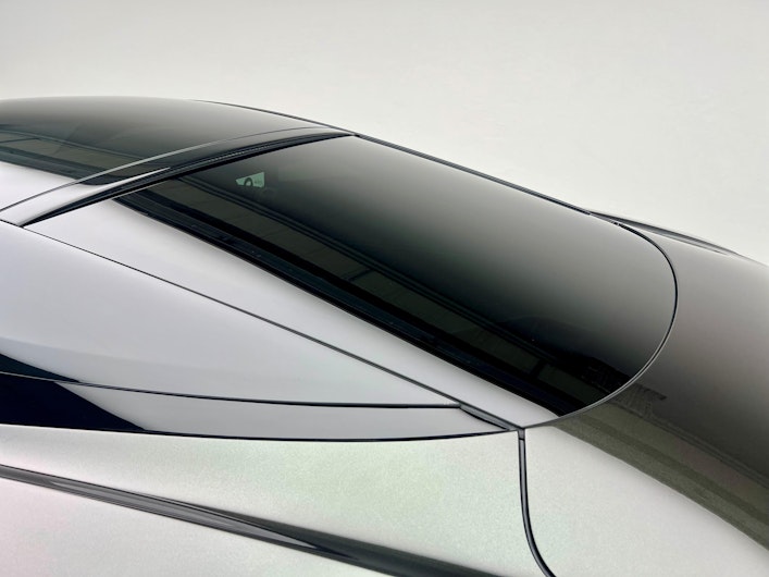 Vehicle image ASTON MARTIN DB12