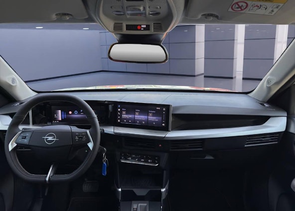 Vehicle image 4 Vehicle image 4